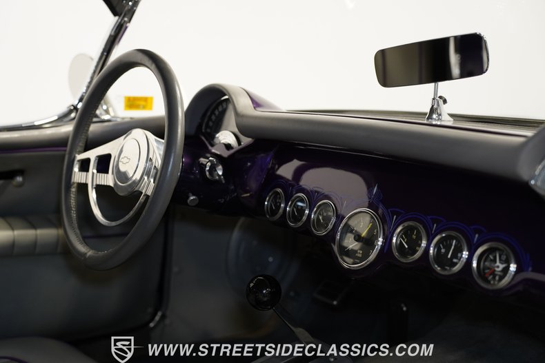 Unknown-Corvette-1953-Purple-Gray-42