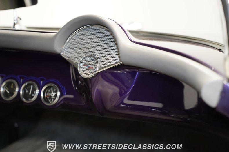 Unknown-Corvette-1953-Purple-Gray-43