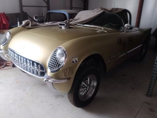 Unknown-Corvette-1954-Gold-Black