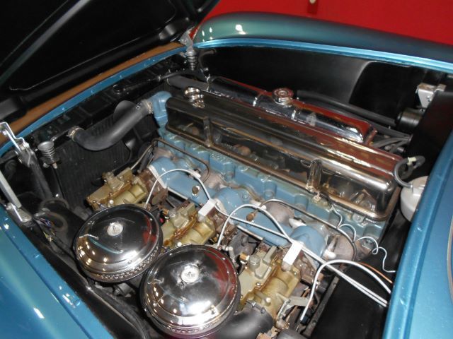 Unknown-Corvette-1954-Pennant-Blue-Tan-12