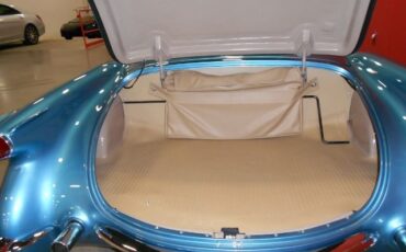 Unknown-Corvette-1954-Pennant-Blue-Tan-14