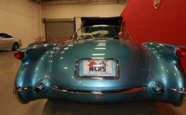 Unknown-Corvette-1954-Pennant-Blue-Tan-18