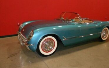Unknown-Corvette-1954-Pennant-Blue-Tan