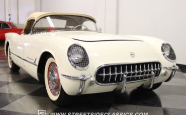 Unknown-Corvette-1954-Polo-White-Red-15