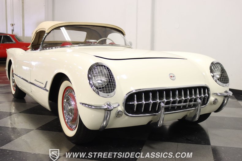 Unknown-Corvette-1954-Polo-White-Red-15