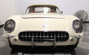 Unknown-Corvette-1954-Polo-White-Red-16