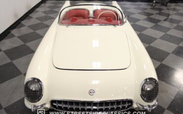 Unknown-Corvette-1954-Polo-White-Red-19