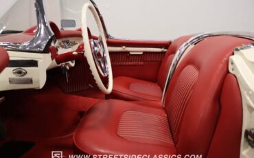 Unknown-Corvette-1954-Polo-White-Red-2