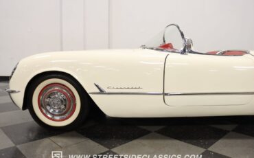 Unknown-Corvette-1954-Polo-White-Red-21