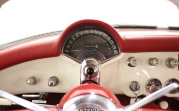 Unknown-Corvette-1954-Polo-White-Red-35