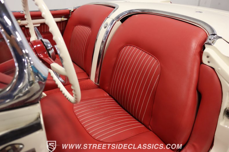 Unknown-Corvette-1954-Polo-White-Red-41