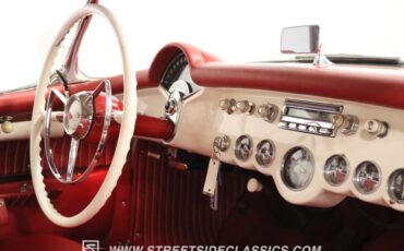 Unknown-Corvette-1954-Polo-White-Red-48