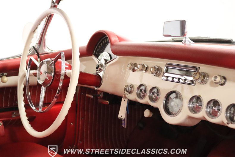 Unknown-Corvette-1954-Polo-White-Red-48