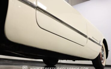 Unknown-Corvette-1954-Polo-White-Red-6