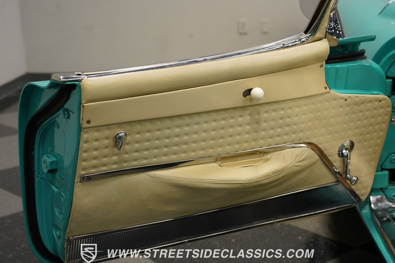 Unknown-Corvette-1956-Cascade-Green-Beige-17