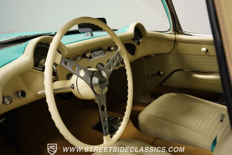 Unknown-Corvette-1956-Cascade-Green-Beige-2