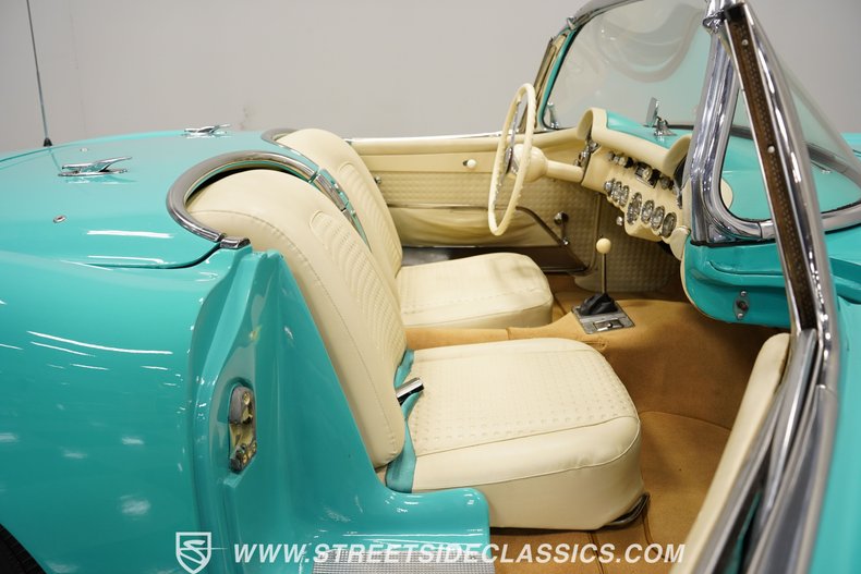 Unknown-Corvette-1956-Cascade-Green-Beige-22