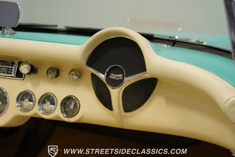 Unknown-Corvette-1956-Cascade-Green-Beige-25