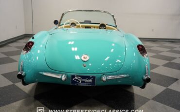 Unknown-Corvette-1956-Cascade-Green-Beige-42