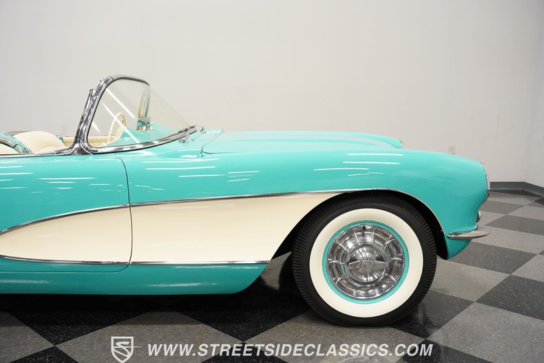 Unknown-Corvette-1956-Cascade-Green-Beige-8