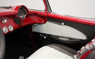 Unknown-Corvette-1957-Metallic-Burgundy-Black-15