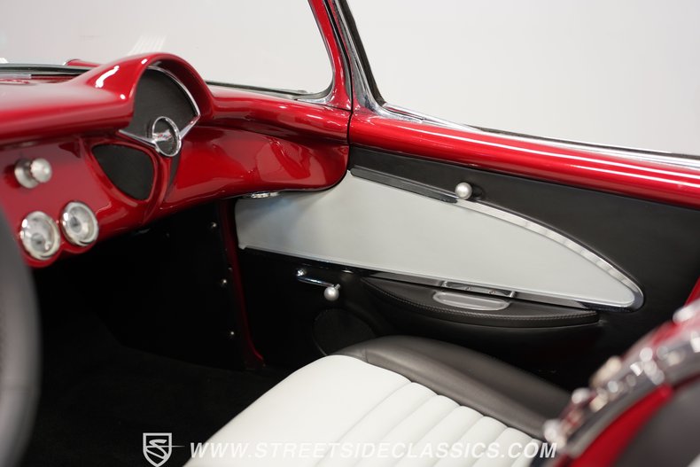 Unknown-Corvette-1957-Metallic-Burgundy-Black-15
