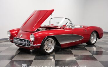 Unknown-Corvette-1957-Metallic-Burgundy-Black-18