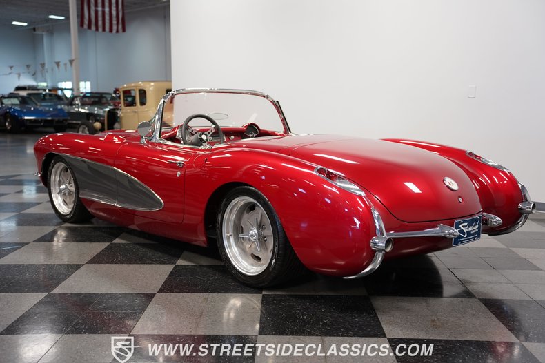 Unknown-Corvette-1957-Metallic-Burgundy-Black-21