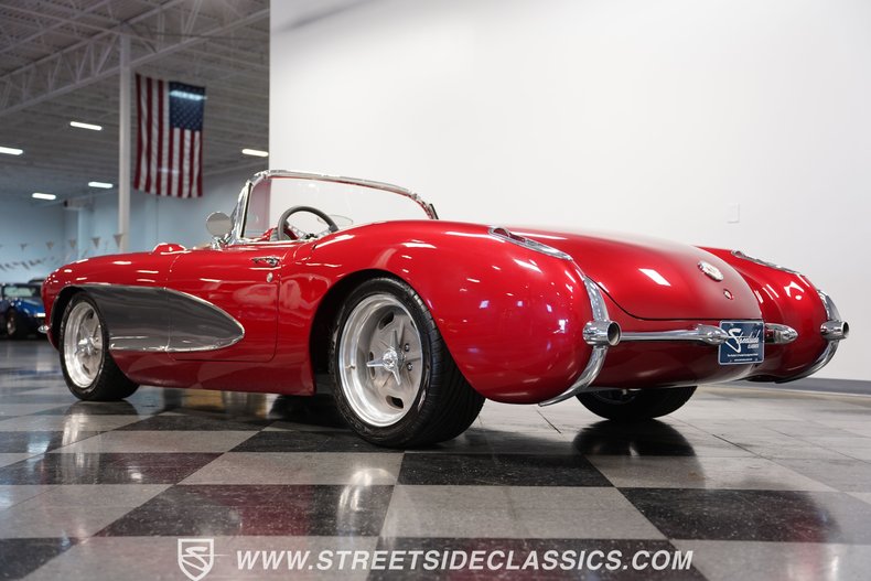 Unknown-Corvette-1957-Metallic-Burgundy-Black-25