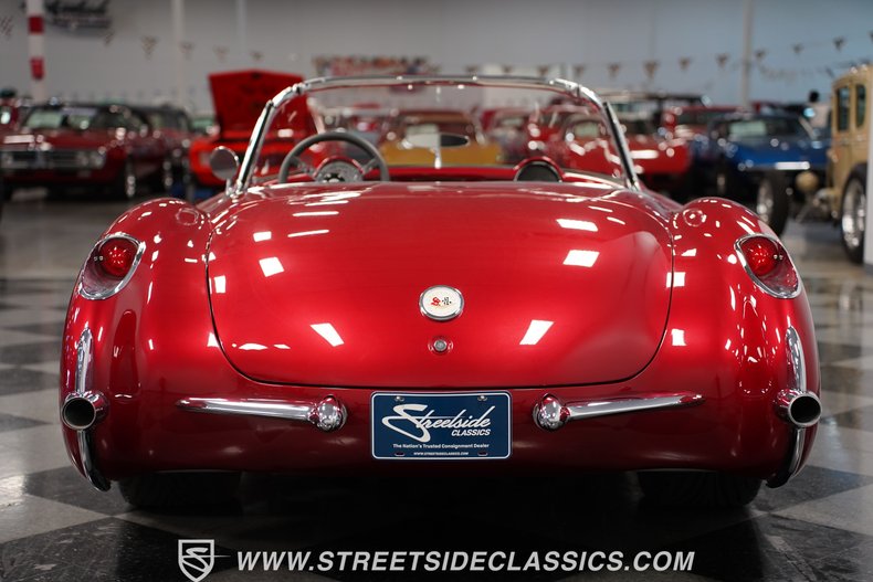Unknown-Corvette-1957-Metallic-Burgundy-Black-35