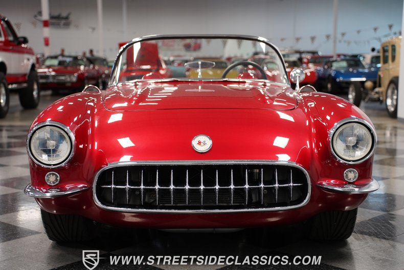 Unknown-Corvette-1957-Metallic-Burgundy-Black-39