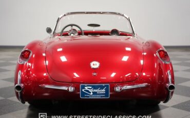Unknown-Corvette-1957-Metallic-Burgundy-Black-43