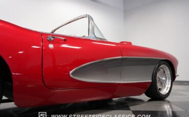Unknown-Corvette-1957-Metallic-Burgundy-Black-47