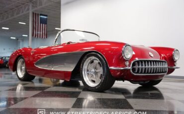 Unknown-Corvette-1957-Metallic-Burgundy-Black-48