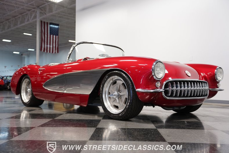 Unknown-Corvette-1957-Metallic-Burgundy-Black-48