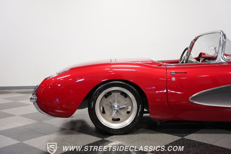 Unknown-Corvette-1957-Metallic-Burgundy-Black-6