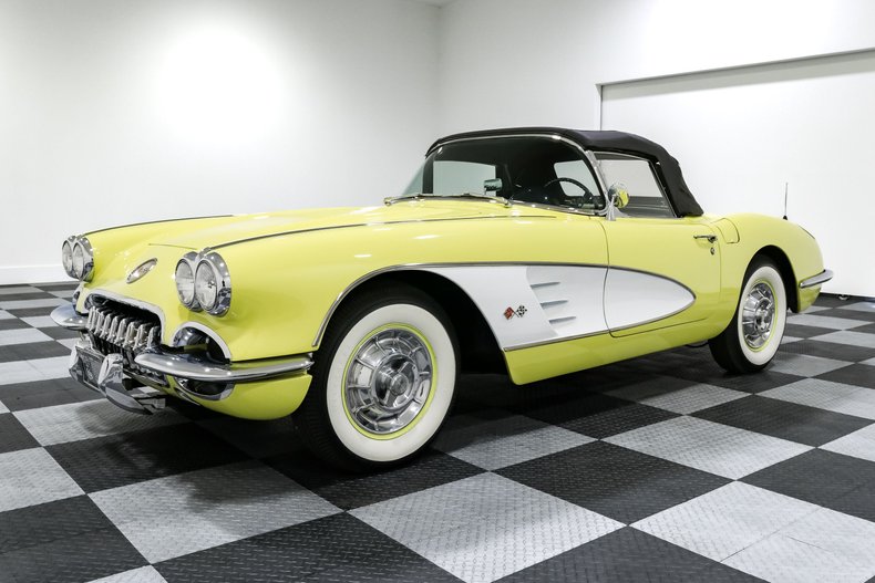 Unknown-Corvette-1958-Yellow-BLACK-10
