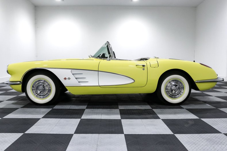 Unknown-Corvette-1958-Yellow-BLACK-11