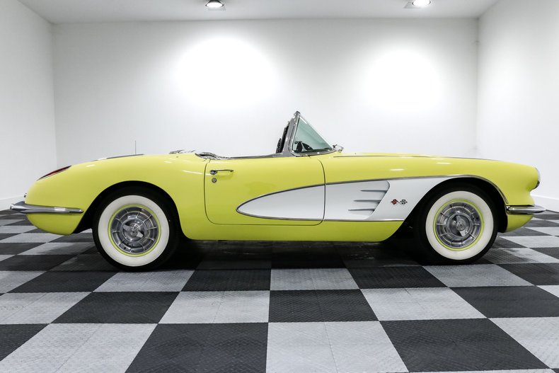 Unknown-Corvette-1958-Yellow-BLACK-7