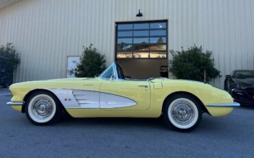 Unknown-Corvette-1958-Yellow-Gray-1
