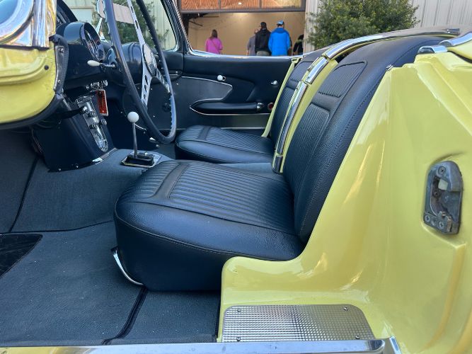 Unknown-Corvette-1958-Yellow-Gray-17