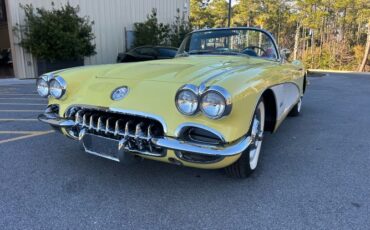 Unknown-Corvette-1958-Yellow-Gray-2