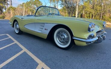 Unknown-Corvette-1958-Yellow-Gray-26