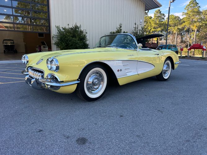 Unknown-Corvette-1958-Yellow-Gray-31