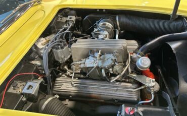 Unknown-Corvette-1958-Yellow-Gray-35