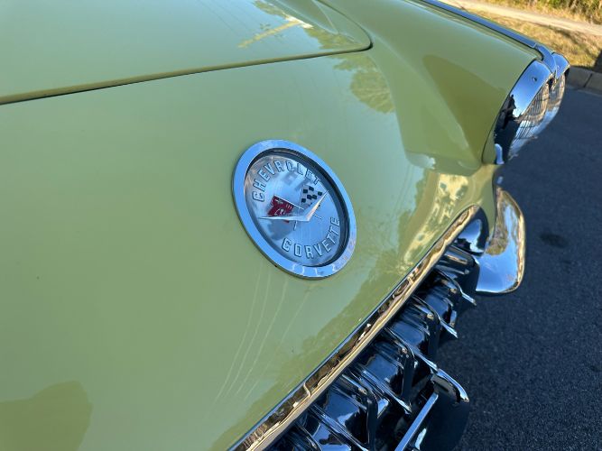 Unknown-Corvette-1958-Yellow-Gray-9