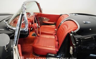 Unknown-Corvette-1959-Black-Red-10