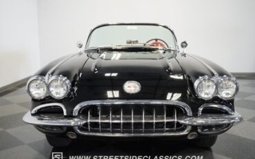 Unknown-Corvette-1959-Black-Red-13