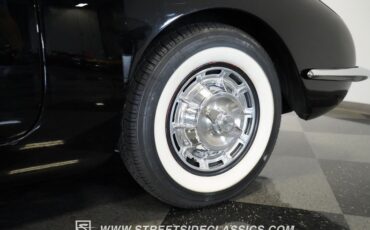 Unknown-Corvette-1959-Black-Red-19