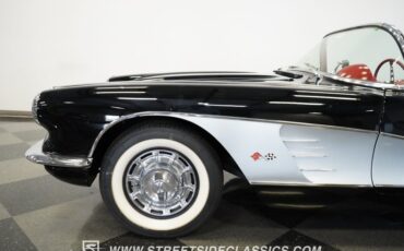 Unknown-Corvette-1959-Black-Red-22